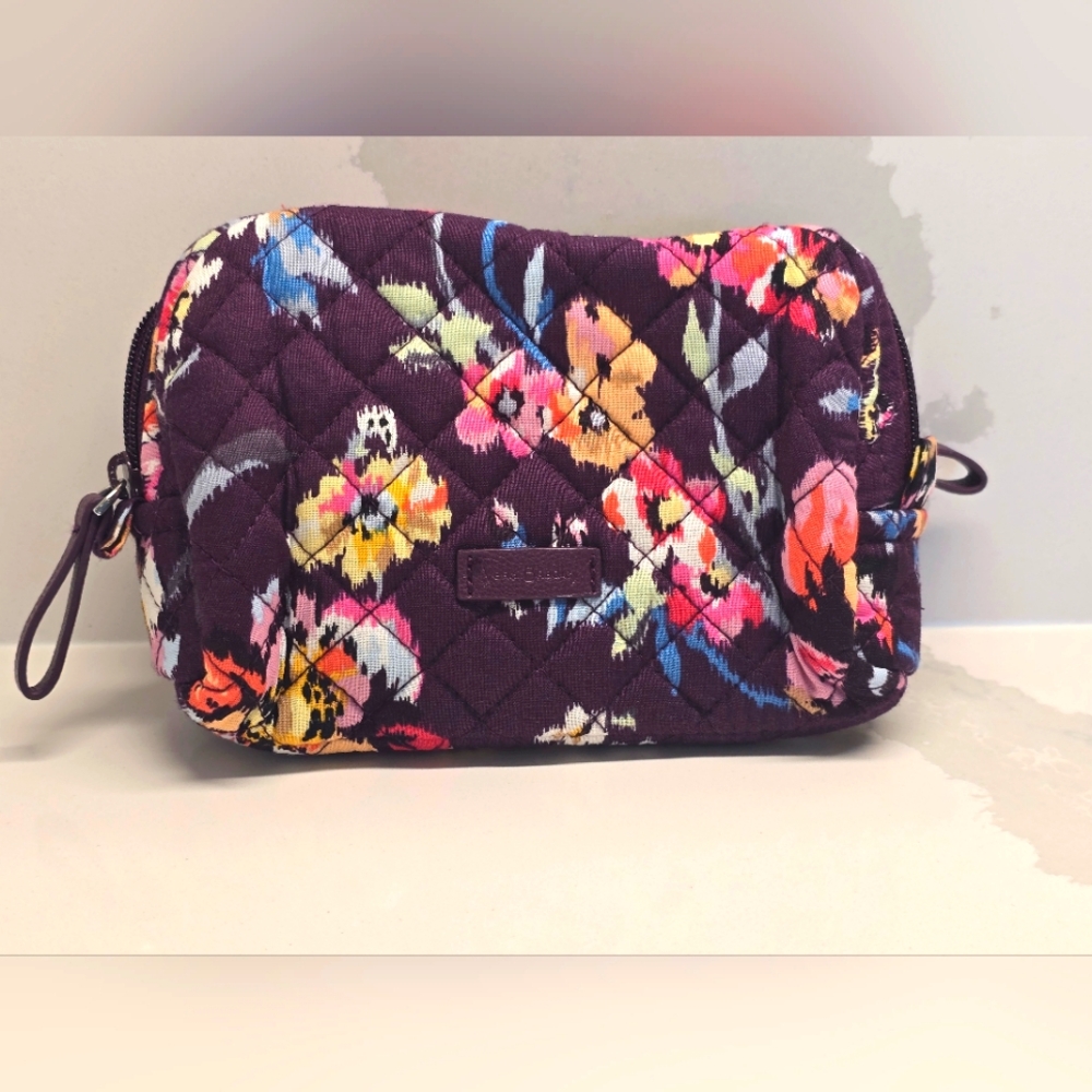 Vera Bradley Cosmetic case